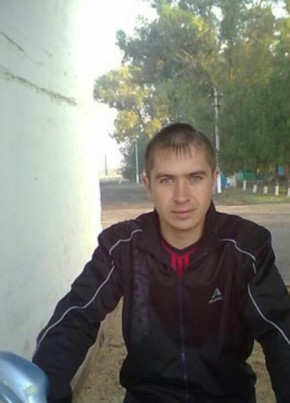 Алексей, 35, Россия, Усть-Донецкий