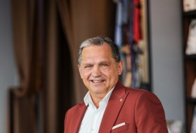 Aleksandr, 58 - Just Me