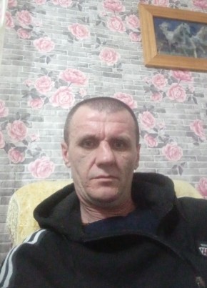 Александр, 44, Россия, Дергачи