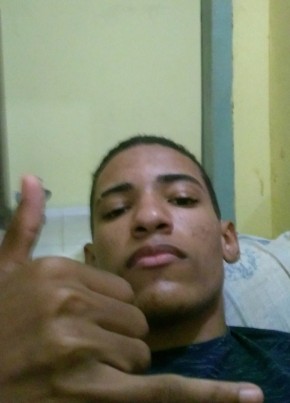 Gabriel, 19, República Federativa do Brasil, Muriaé