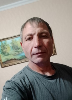Анатолий из Абинска 49 лет