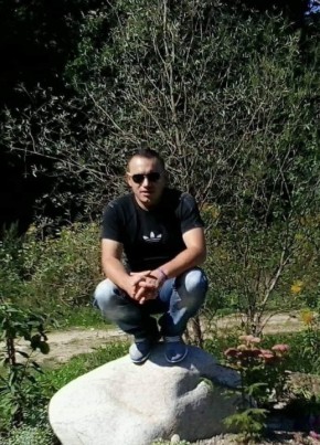 Florin, 22, Romania, Oradea