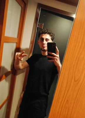 Raul из Parla 19 лет