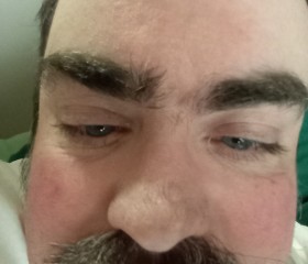 Pete, 44, Bettendorf