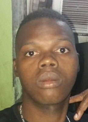 Petit Fiston, 23, République Gabonaise, Libreville