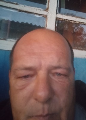 Александр из Оренбурга 44 года