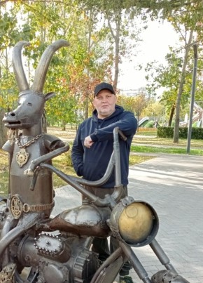 Дмитрий из Шахты 47 лет