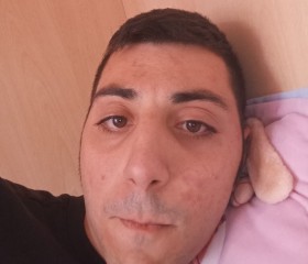 Samuele, 21, Milano