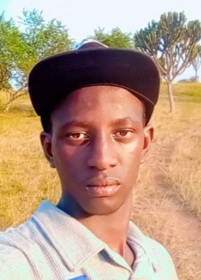 Simoo de great из Kampala 20 лет