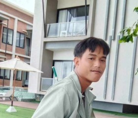 เจมส์, 19, Surat Thani