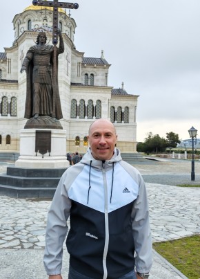 Дмитрий