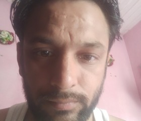 Amin, 34, Karachi