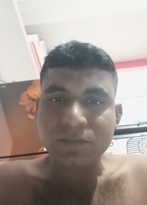 ইউনুচ, 18, বাংলাদেশ, ঢাকা