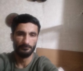 Farid, 40, Baku
