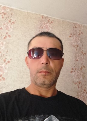Фарход из Омска 43 года