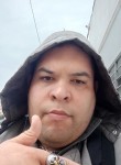 Luis, 27, La Paz