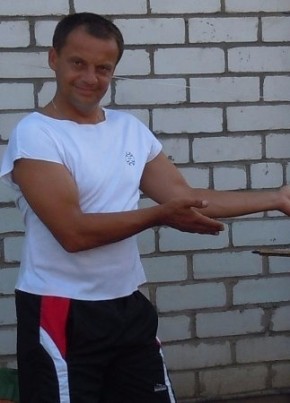 Олег, 48, Россия, Подгоренский