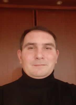 Сергей из Сергиев Посада 44 года