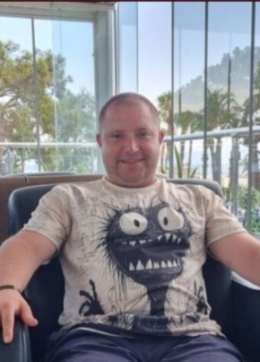 Евгений из Светлагорска 47 лет