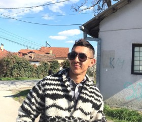 Denis, 27, Shtip