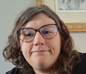 Lis, 30, Barrie