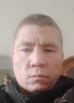 Иван из Сосново-Озерское 43 года