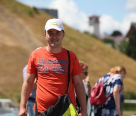 Илья, 33 года, Київ