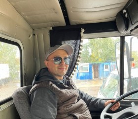 Arsen, 45, Saint Petersburg