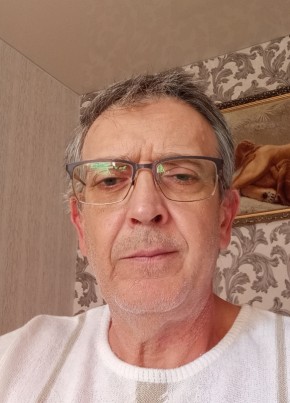 Валид из Саки 56 лет
