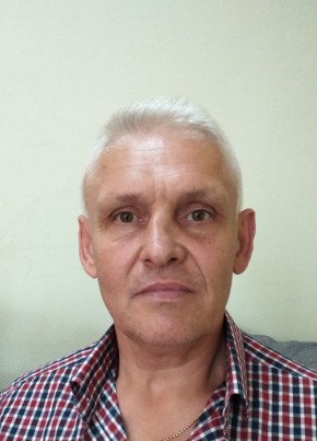 Олег, 56, Россия, Троицк (Московская обл.)