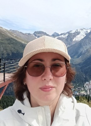 Светлана из Александровскаи 52 года