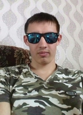 любимчик, 23, Россия, Казань