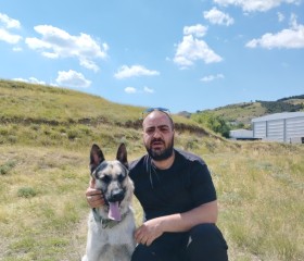 Rudik Aslanian, 40, Tbilisi
