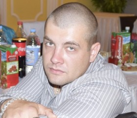 Олег, 36 лет, Санкт-Петербург