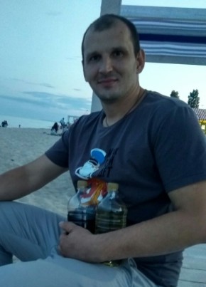 Evgeniy, 42, Belarus, Cherven