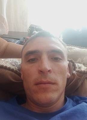 Дмитрий, 32, Россия, Тамань