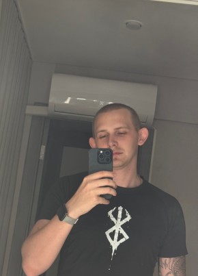 Кирилл из Бийска 24 года