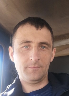Денис, 37, Россия, Зея