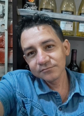 Jose ravello cub