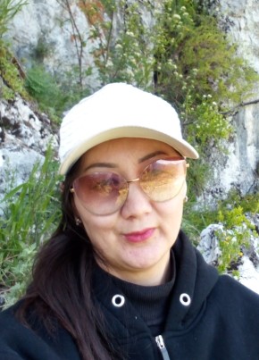 Зарина, 37, Россия, Оренбург