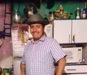 Israel, 36, Gustavo A. Madero (Mexico City)