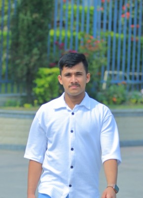 Dipak из Dhangadhi 19 лет