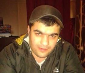 Rustam, 18, Moscow