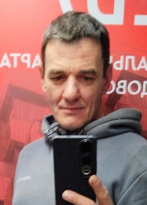Андрей из Москвы 51 год