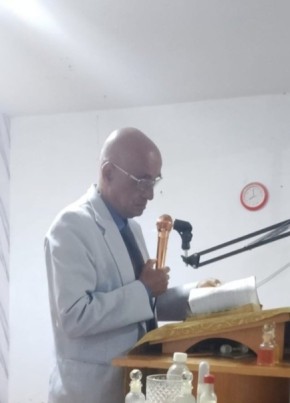 Valdemir из Afogados da Ingazeira 66 лет