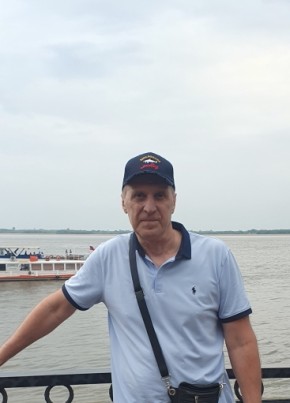 Александр из Хабаровска 62 года