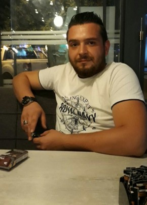 rednight, 36, Türkiye Cumhuriyeti, Sapanca