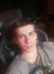 Maksim Krapivin, 24, Krasnoyarsk