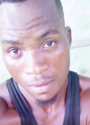 Nelson Justino, 29, República de Angola, Loanda