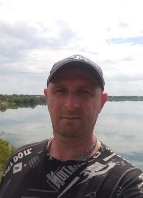 Юрий из Омска 42 года